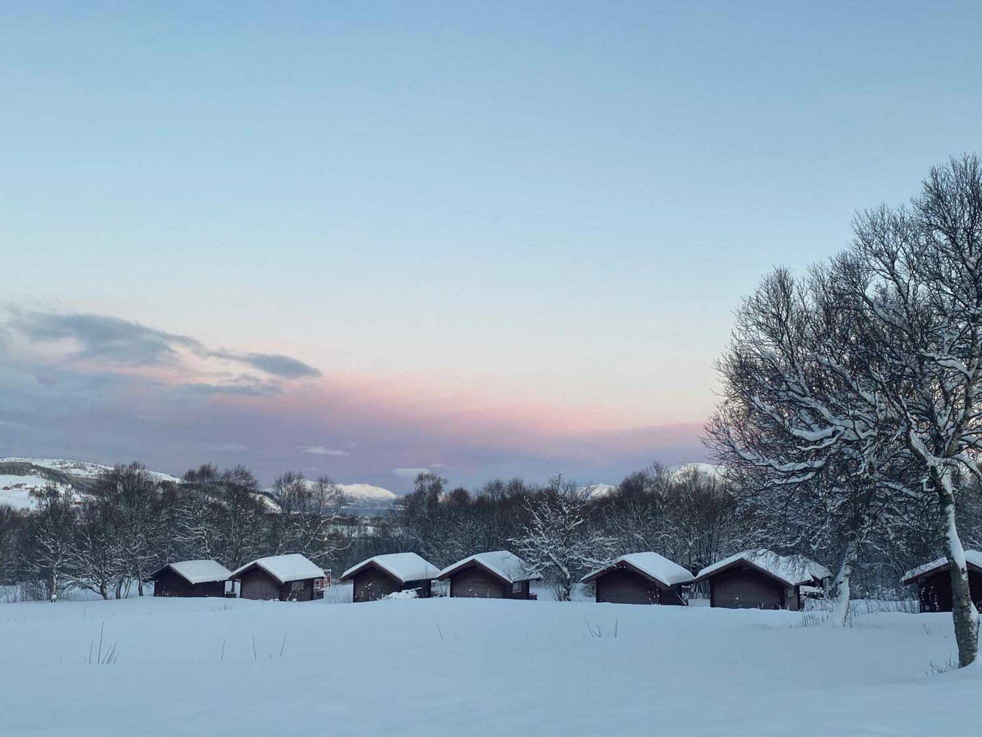 Sortland Camping Og Motell As ภายนอก รูปภาพ