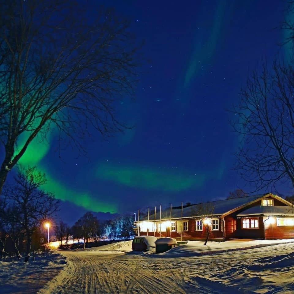 Sortland Camping Og Motell As ภายนอก รูปภาพ