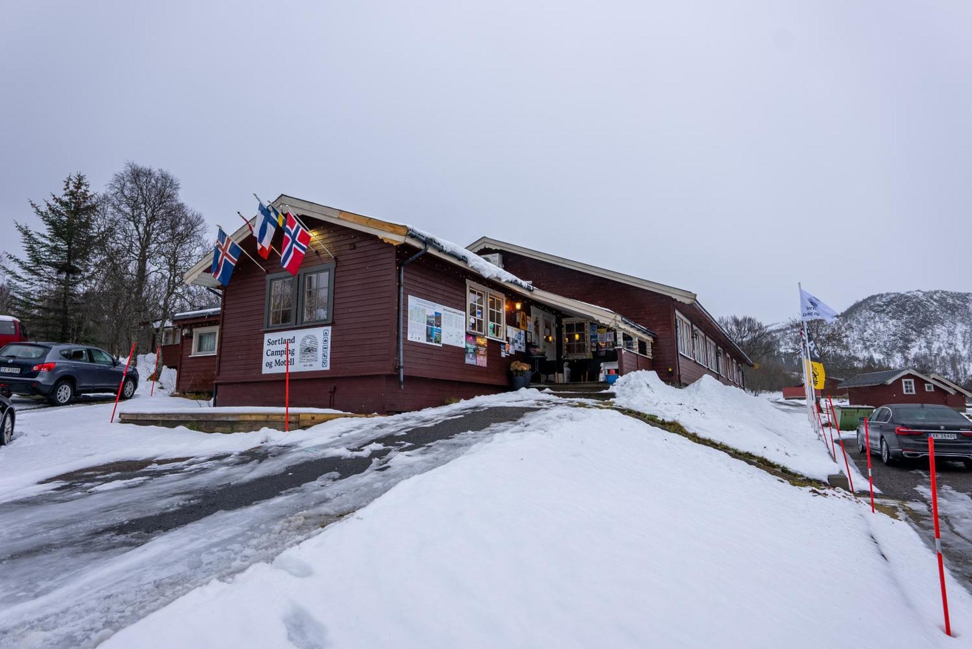 Sortland Camping Og Motell As ภายนอก รูปภาพ